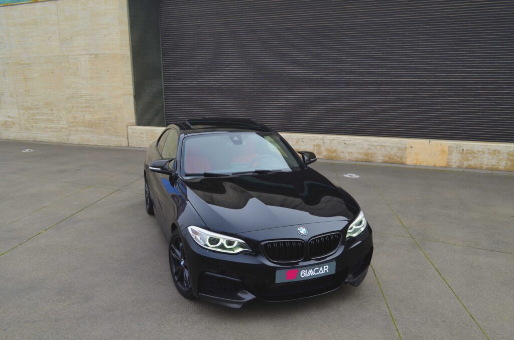 BMW 235i