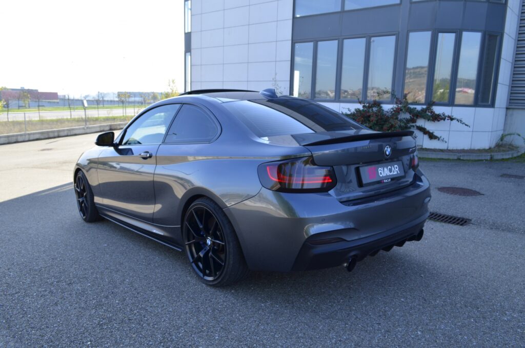 BMW M235i