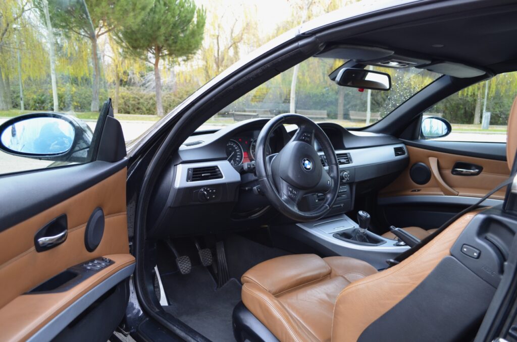 BMW 330D E93