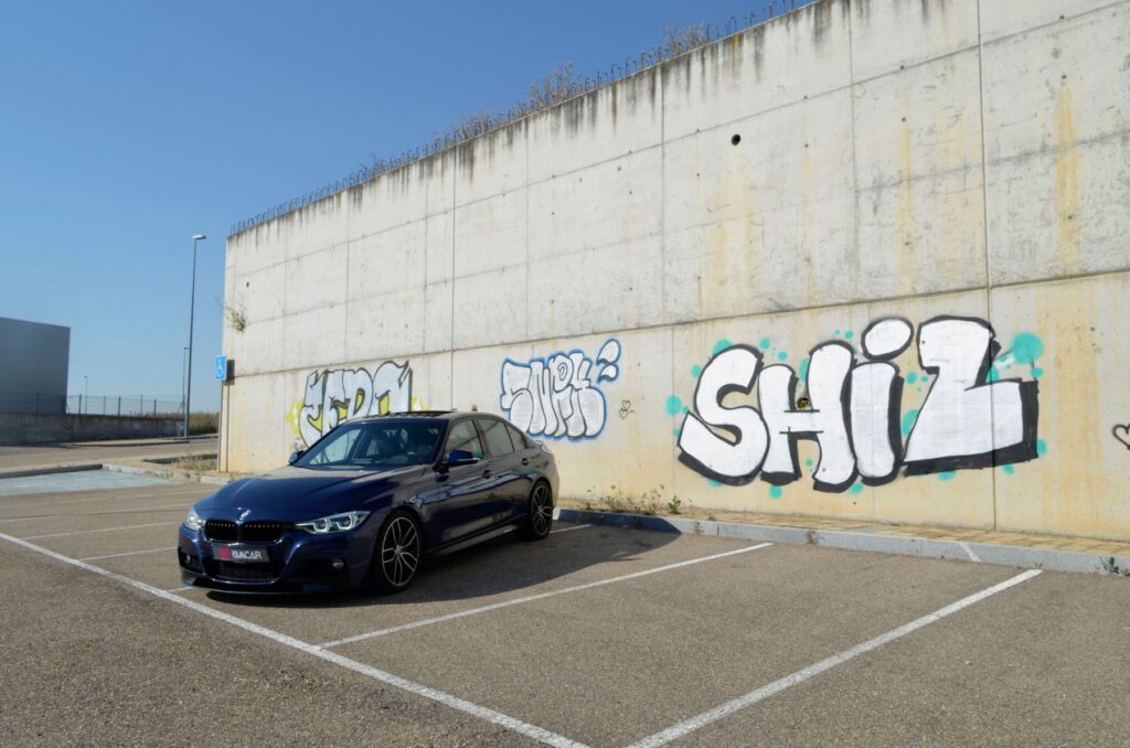 BMW 340i RWD