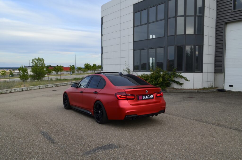 BMW 328i xDrive Red