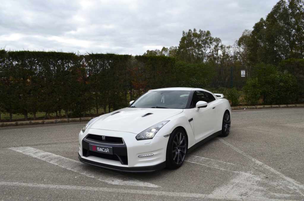 Nissan GTR