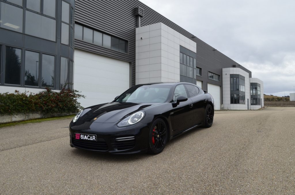 Porsche Panamera GTS