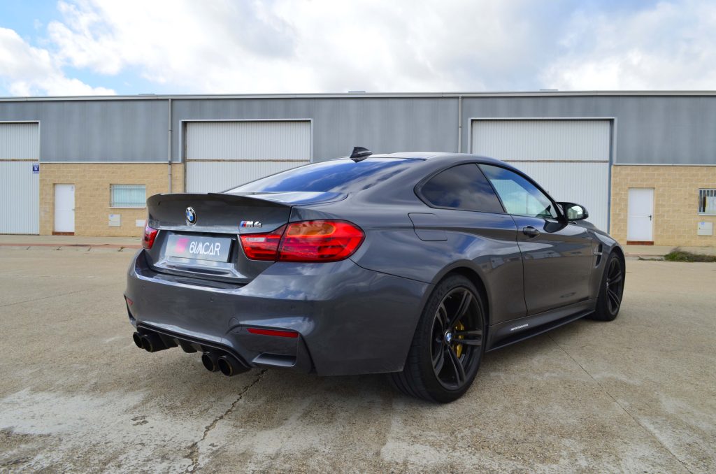 BMW M4 DKG