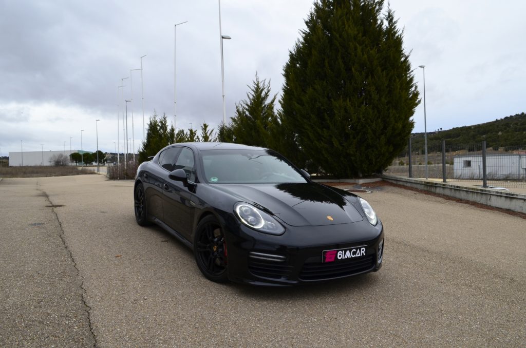 Porsche Panamera GTS