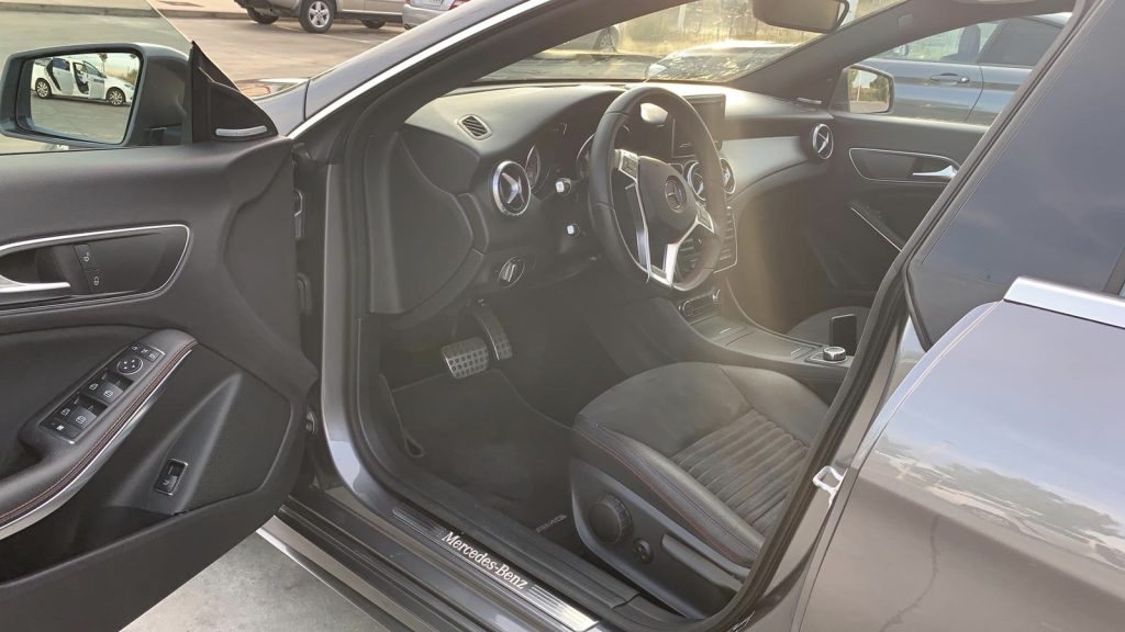 Mercedes-Benz CLA 200