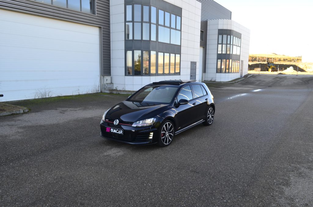 Volkswagen Golf 7 GTI Performance