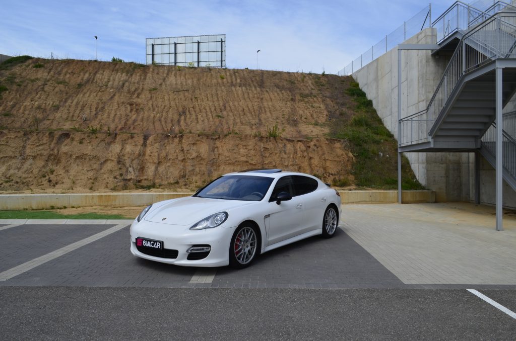 Porsche Panamera Turbo