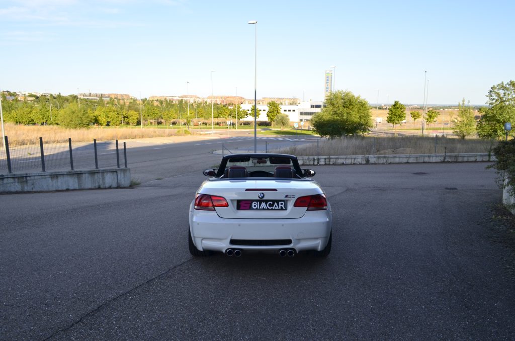 BMW M3 E93