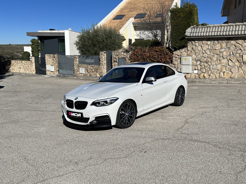 BMW M240i