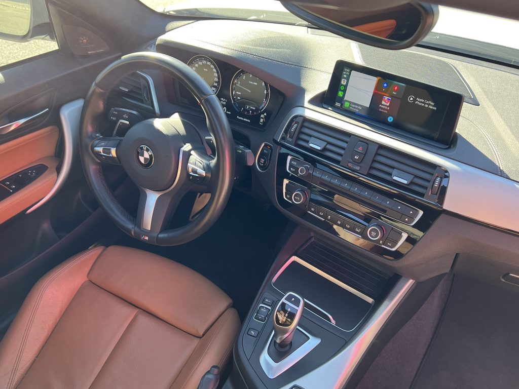 BMW M240i