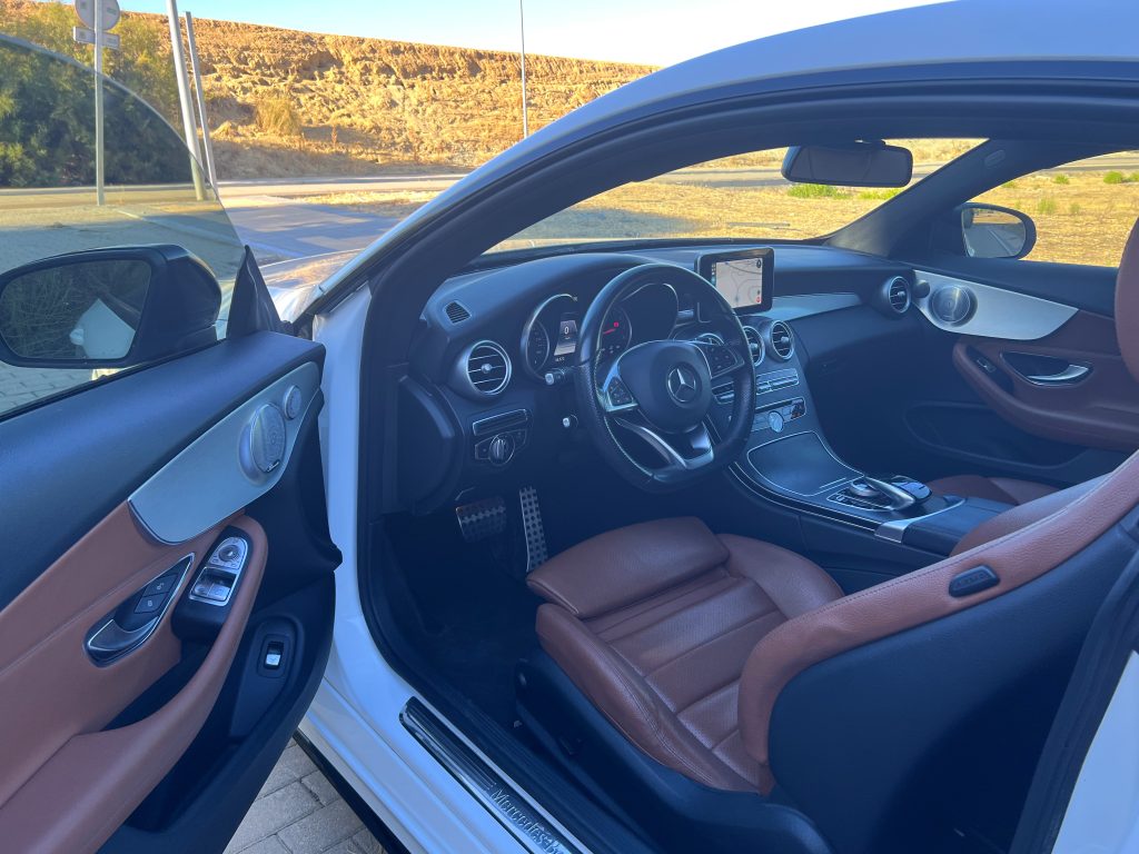 Mercedes-Benz C300
