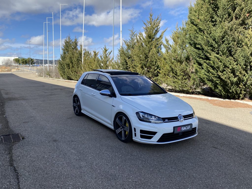 Volkswagen Golf 7 R