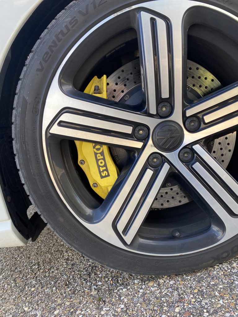 Volkswagen Golf 7 R