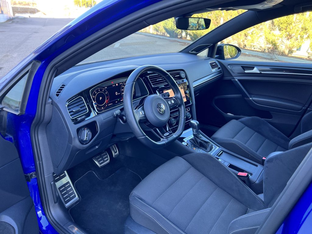 Volkswagen Golf 7.5 R