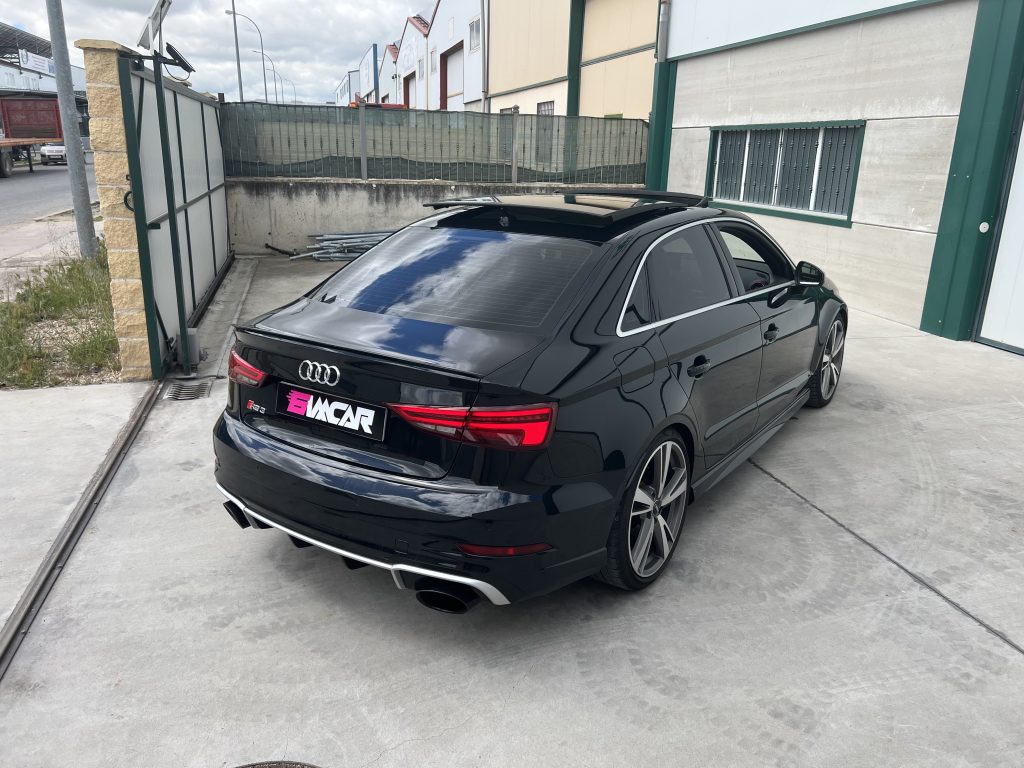 Audi RS3 Sedan