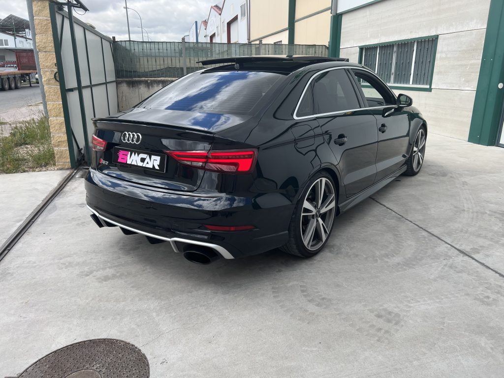 Audi RS3 Sedan