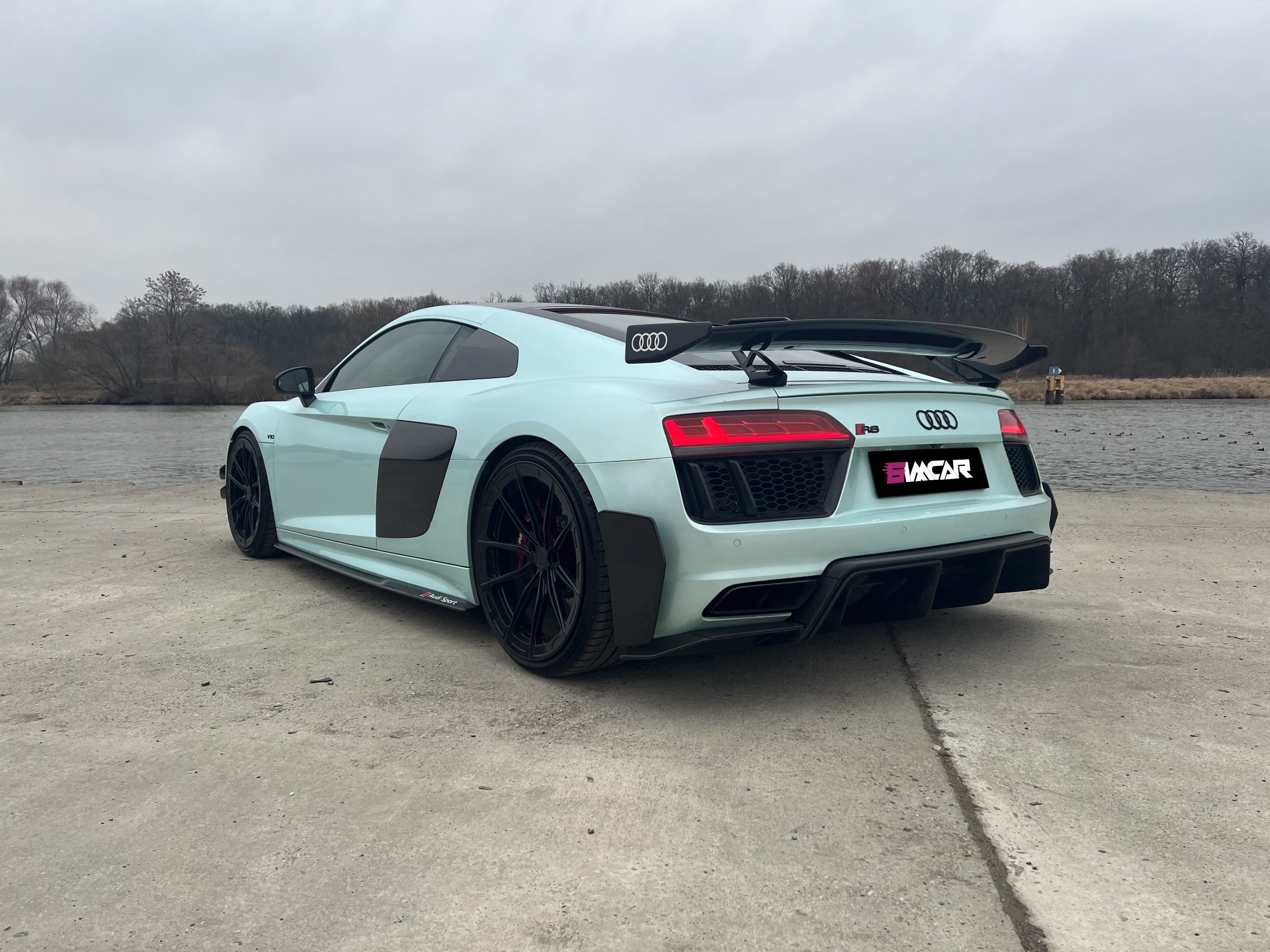 AUDI R8 v10 + KIT Performance – 6IMCAR