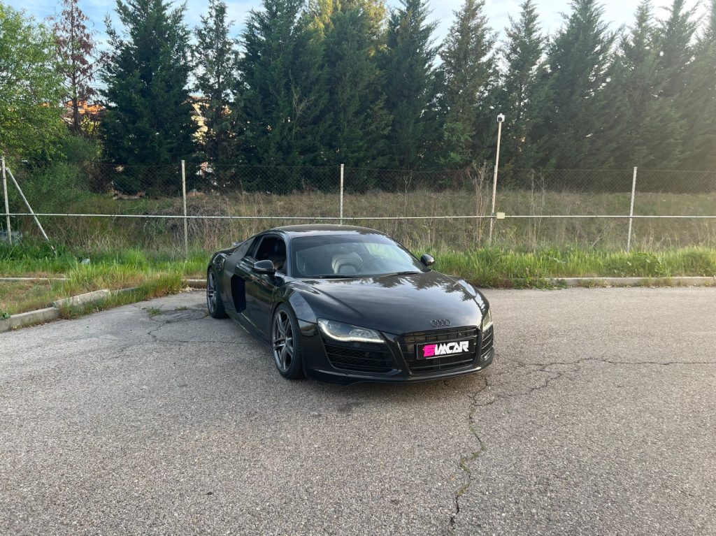 Audi R8 V10