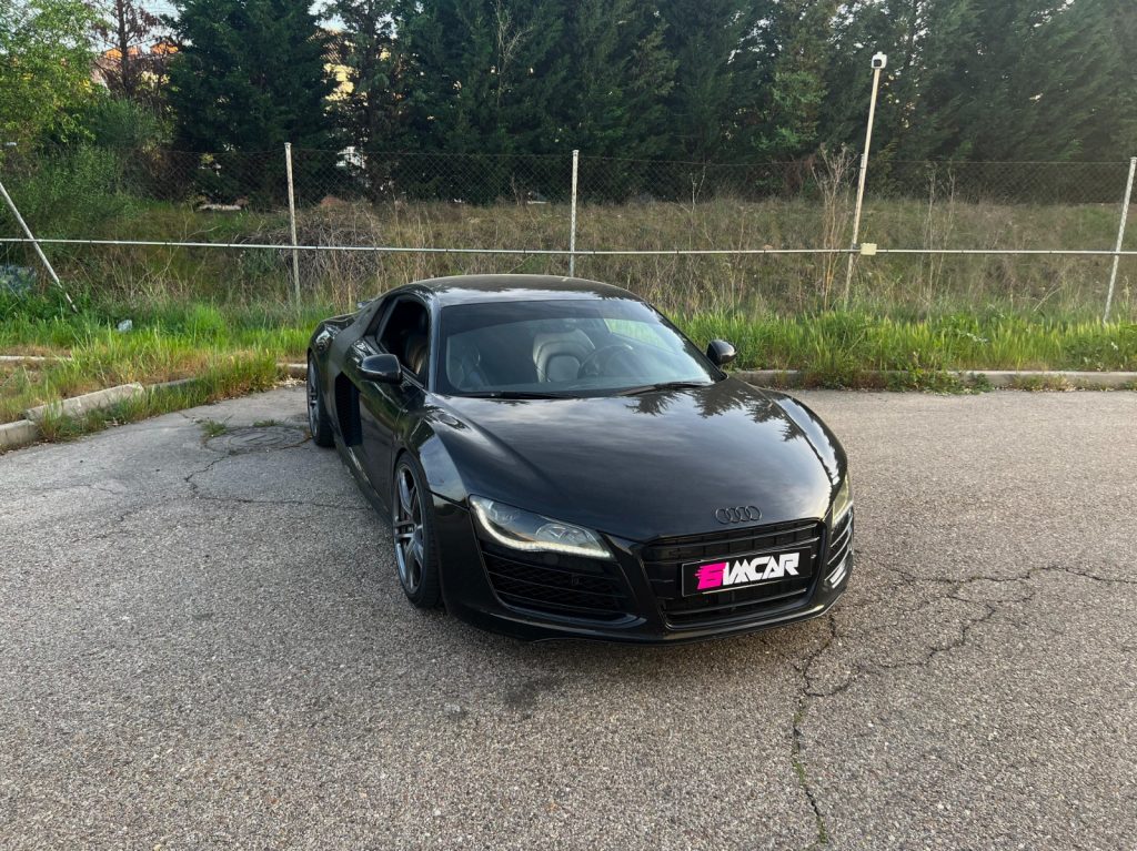 Audi R8 V10