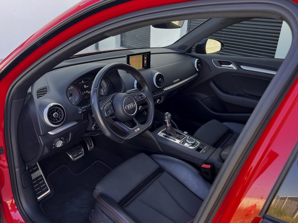 AUDI S3 Sportback