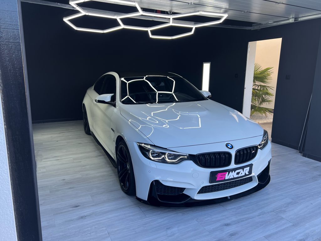 BMW M4 DKG