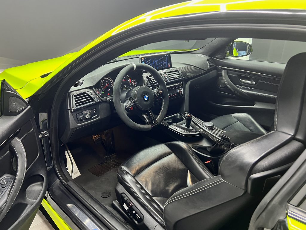 BMW M4 DKG