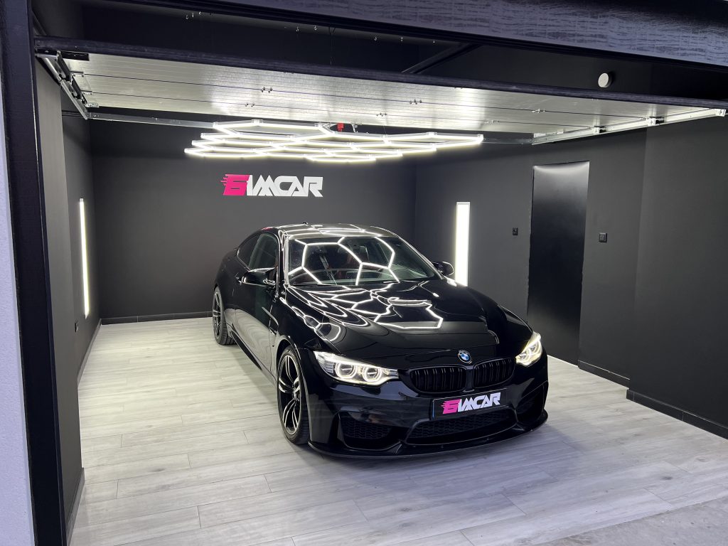 BMW M4 DKG
