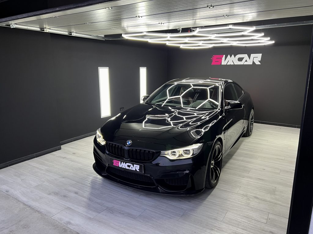 BMW M4 DKG