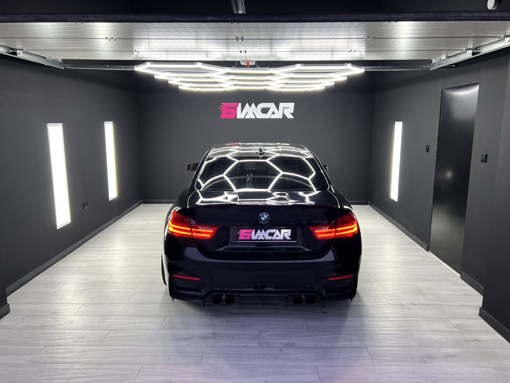 BMW M4 DKG