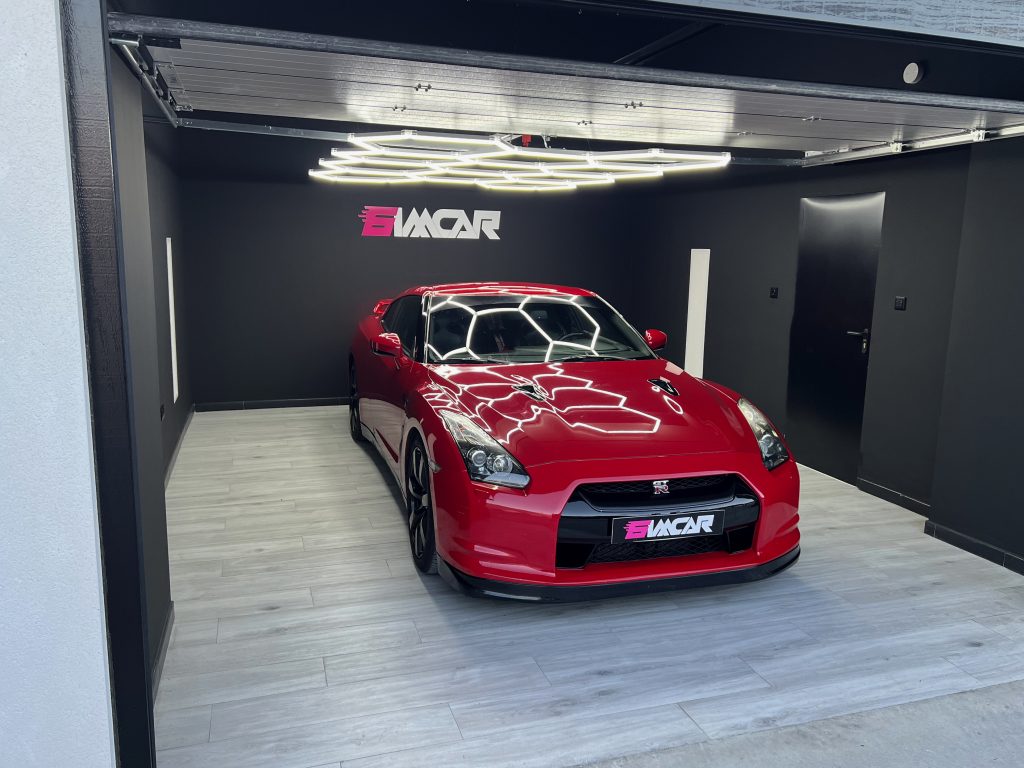 Nissan GTR