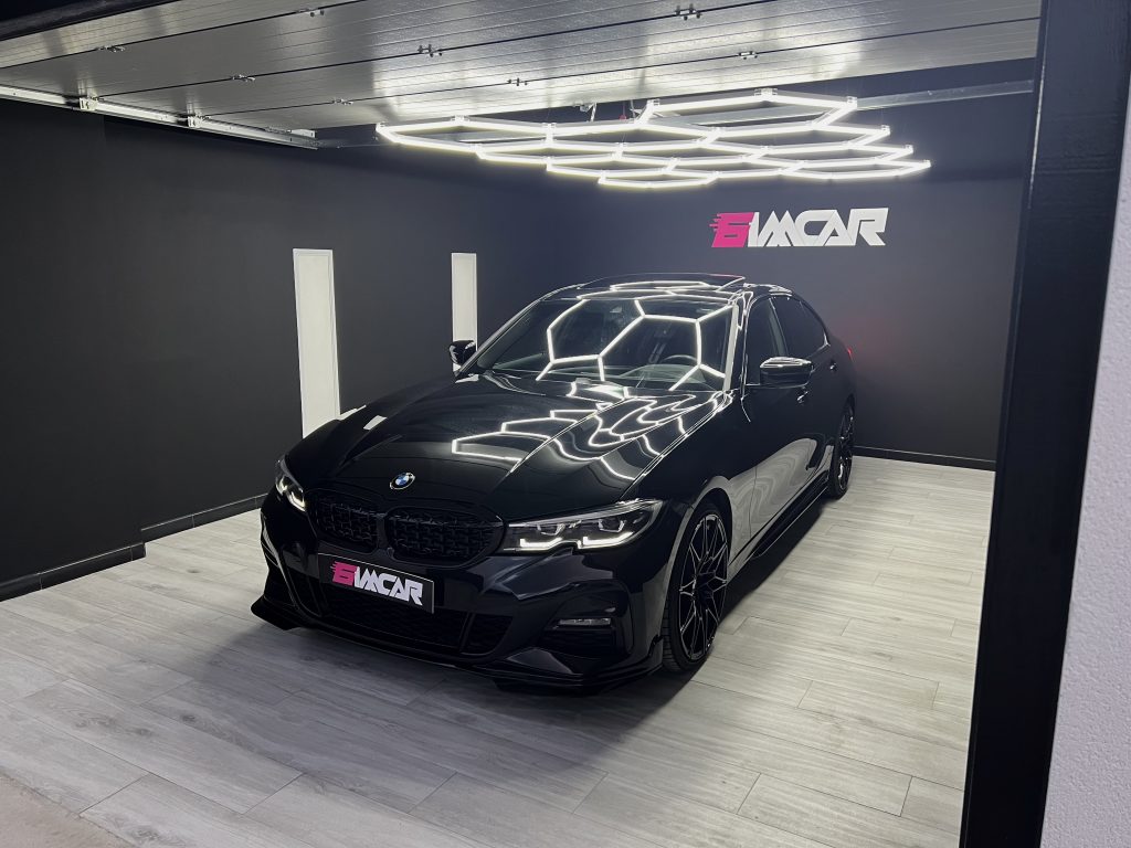BMW 330i xDrive