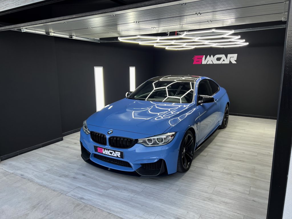 BMW M4 DKG