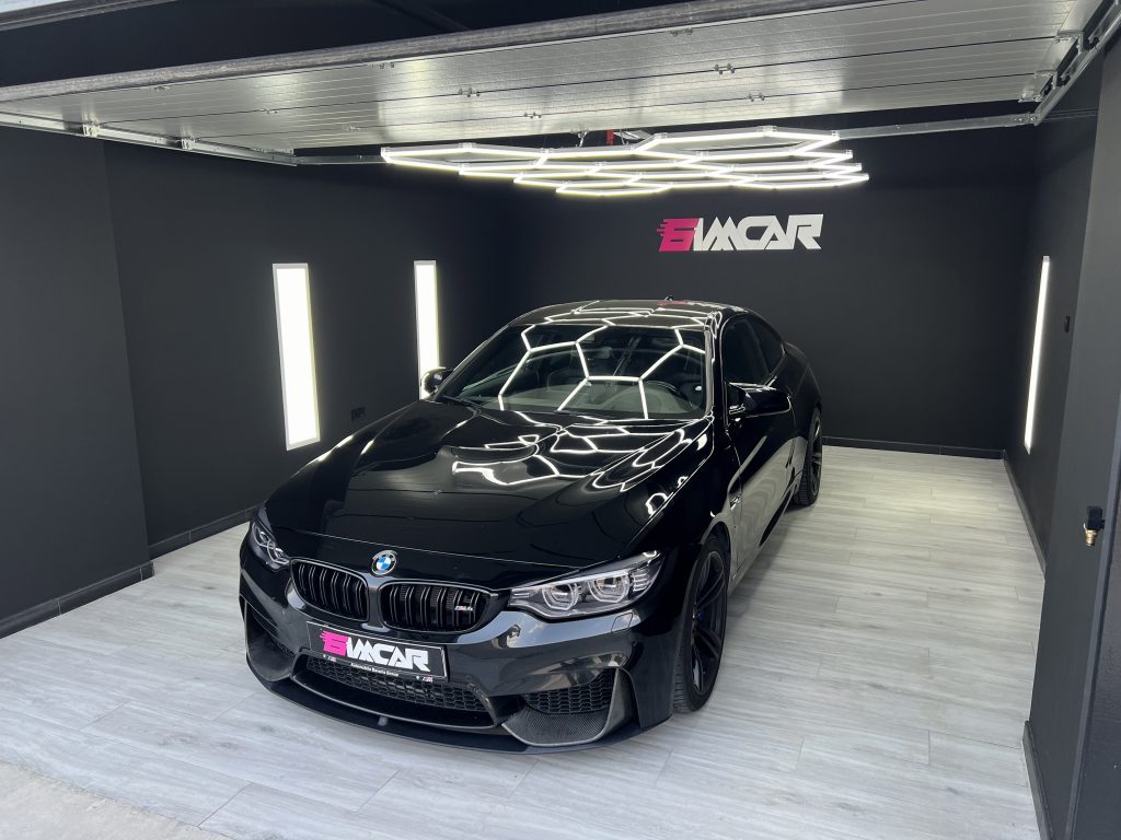 BMW M4 DKG