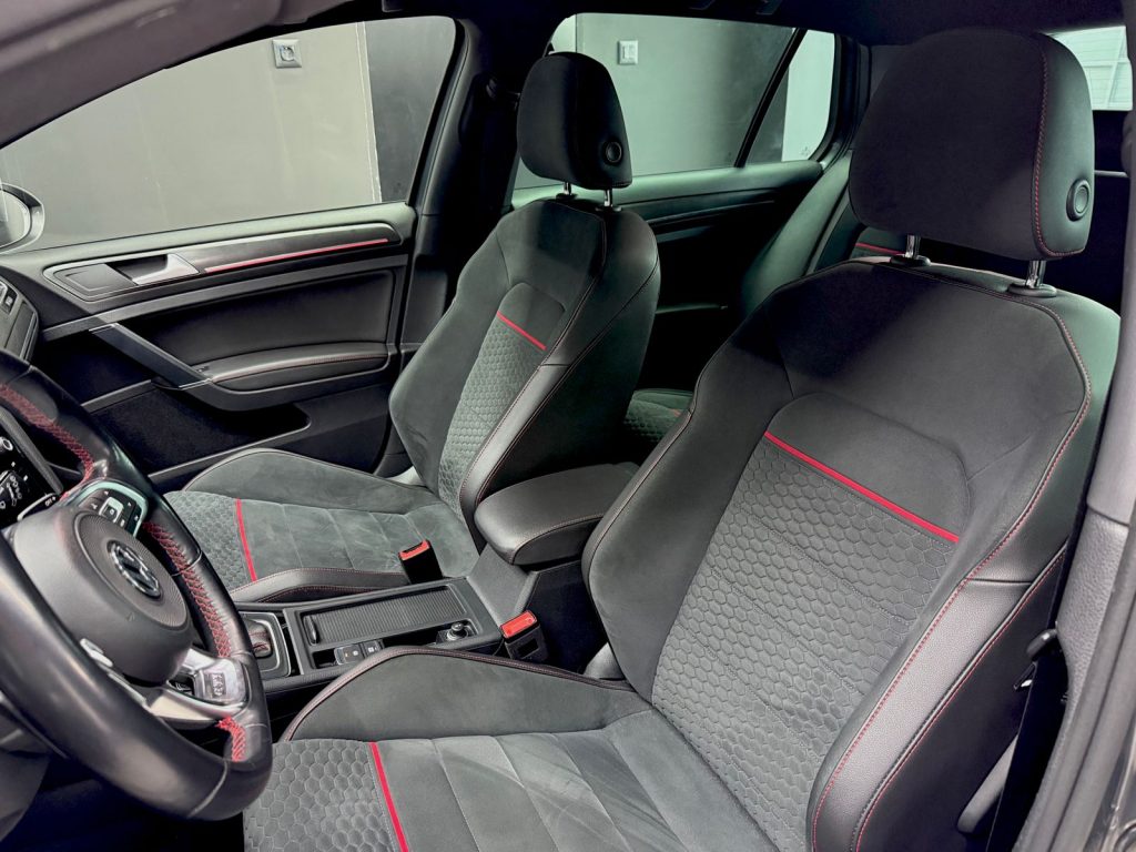 Volkswagen Golf 7.5 GTI Performance