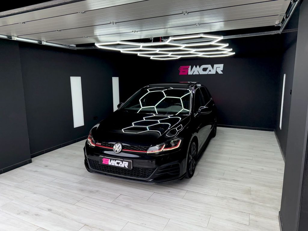 Volkswagen Golf 7.5 GTI Performance