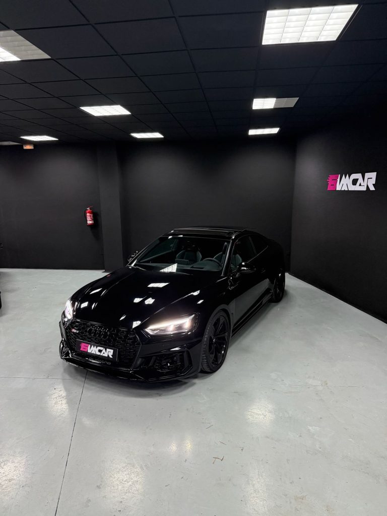AUDI RS5 Coupe