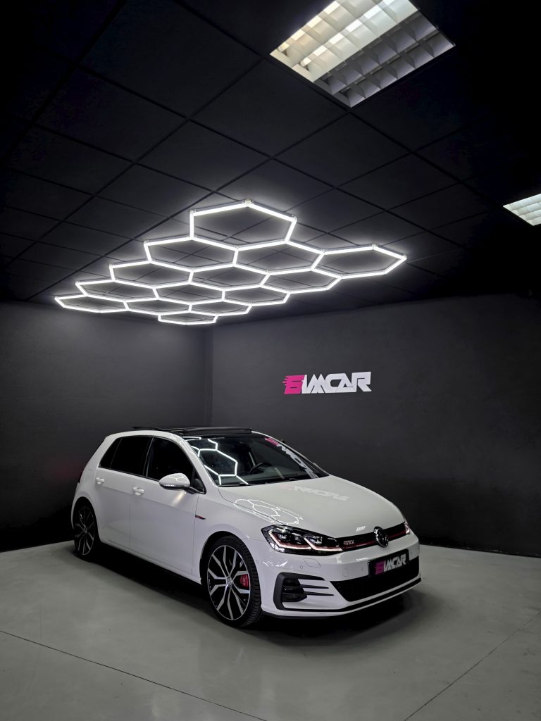 Volkswagen Golf 7.5 GTI Performance