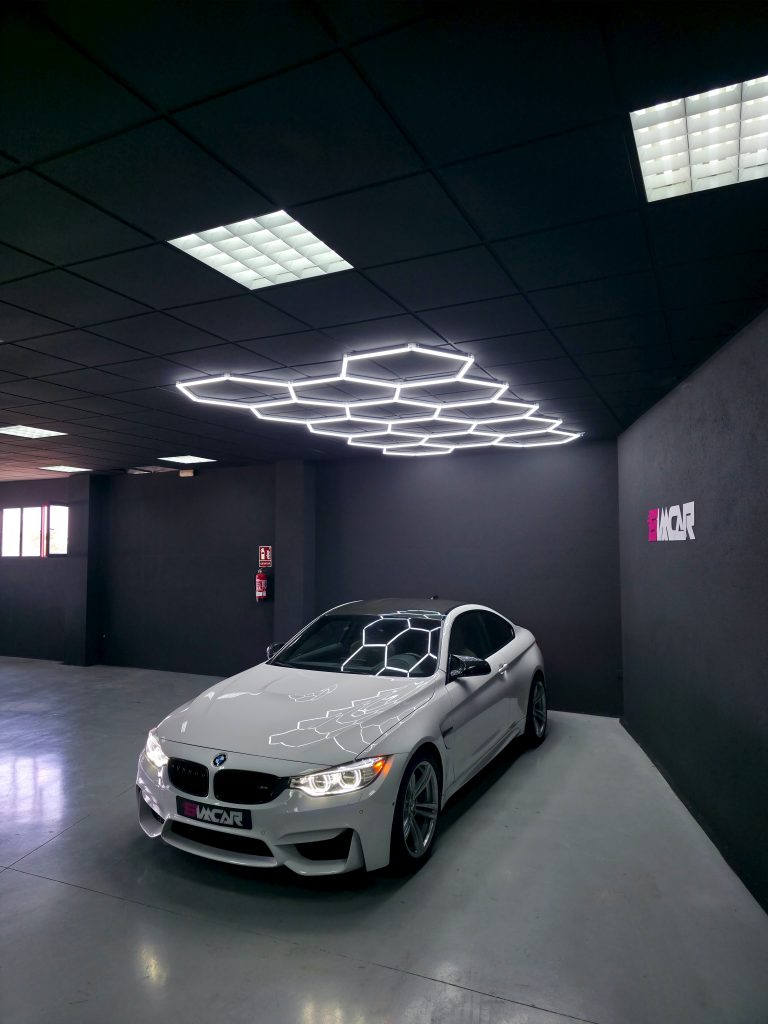 BMW M4 DKG