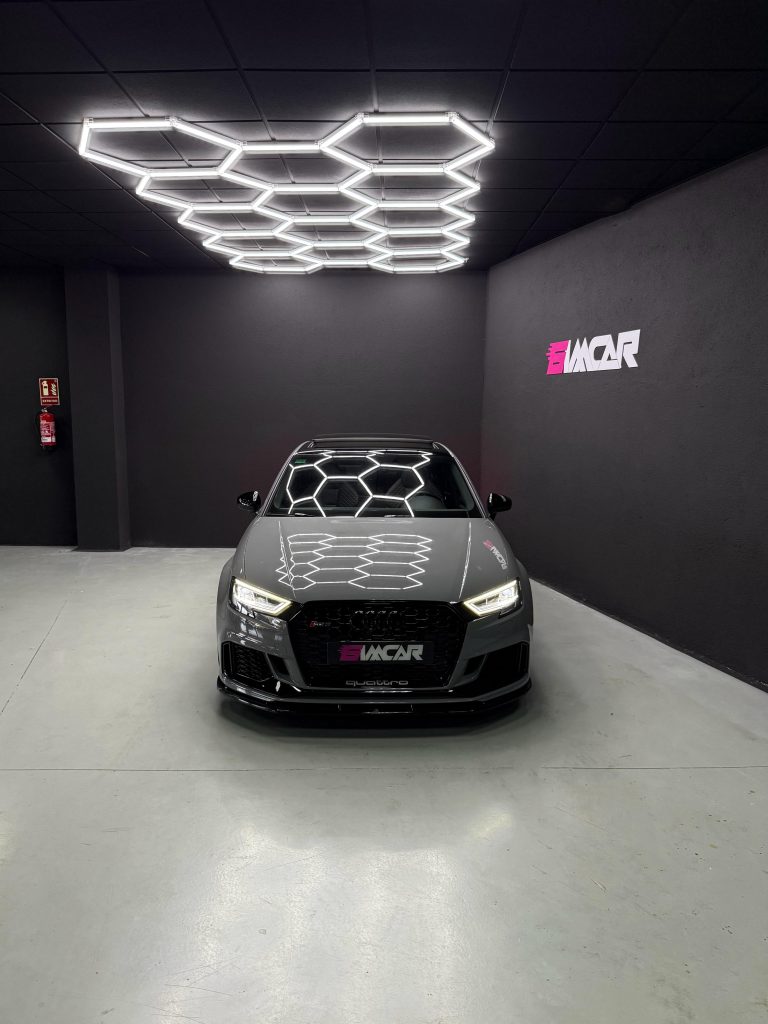 AUDI RS3 SEDAN