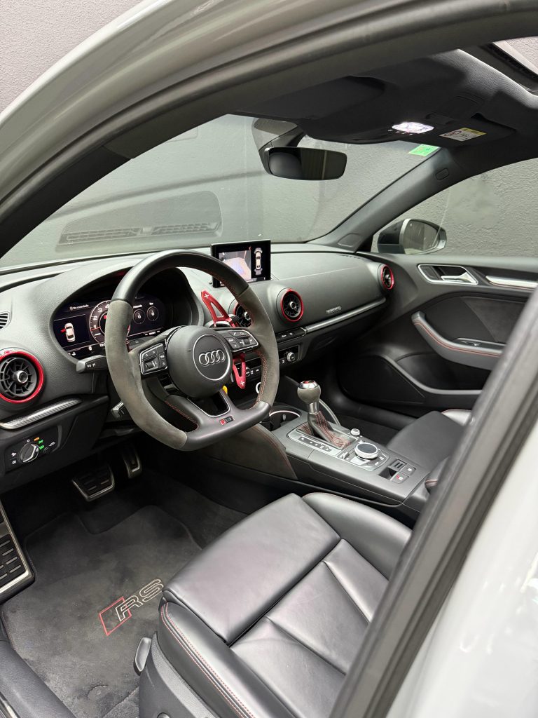 AUDI RS3 SEDAN