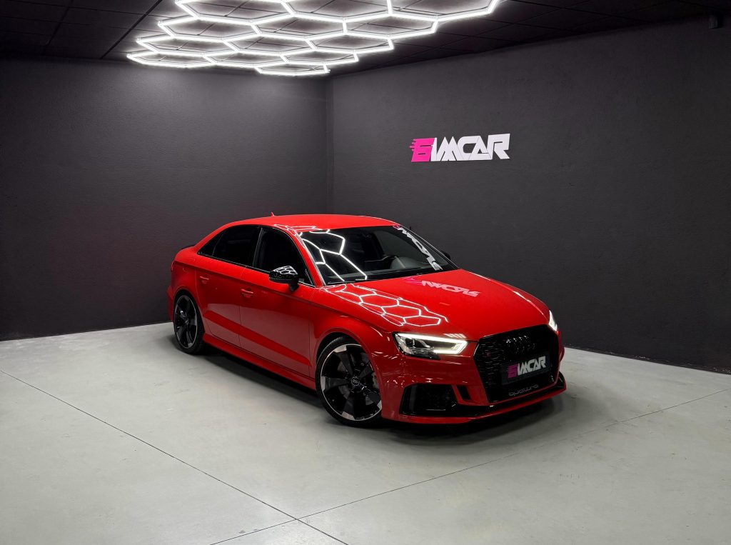 AUDI RS3 Sedan