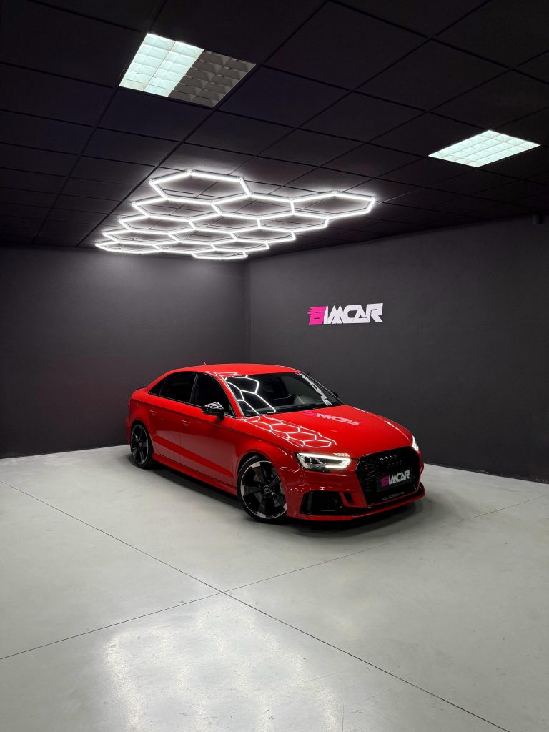 AUDI RS3 Sedan