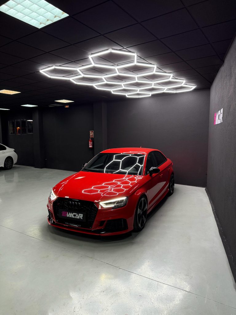 AUDI RS3 Sedan