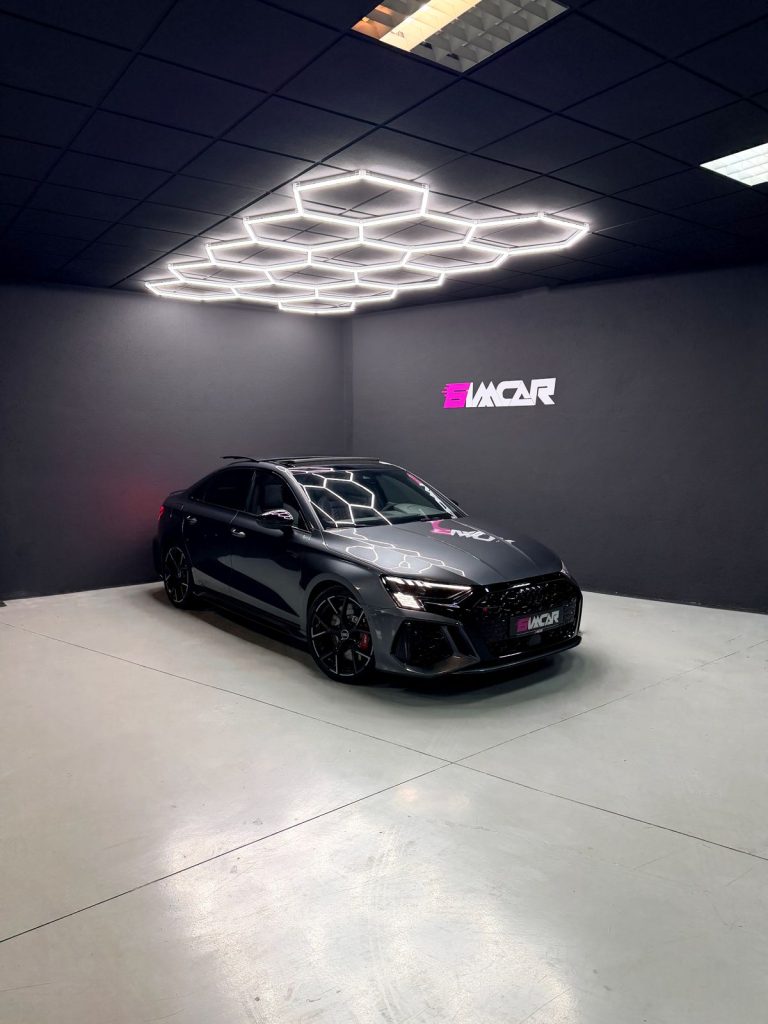 AUDI RS3 SEDAN