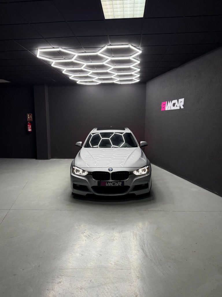 BMW 335i F21 xDrive