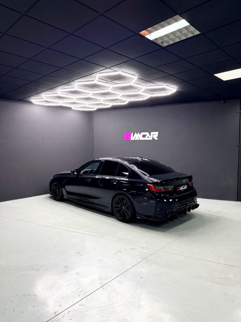 BMW 330i xDrive