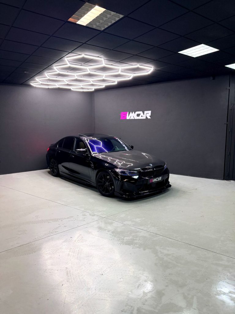 BMW 330i xDrive