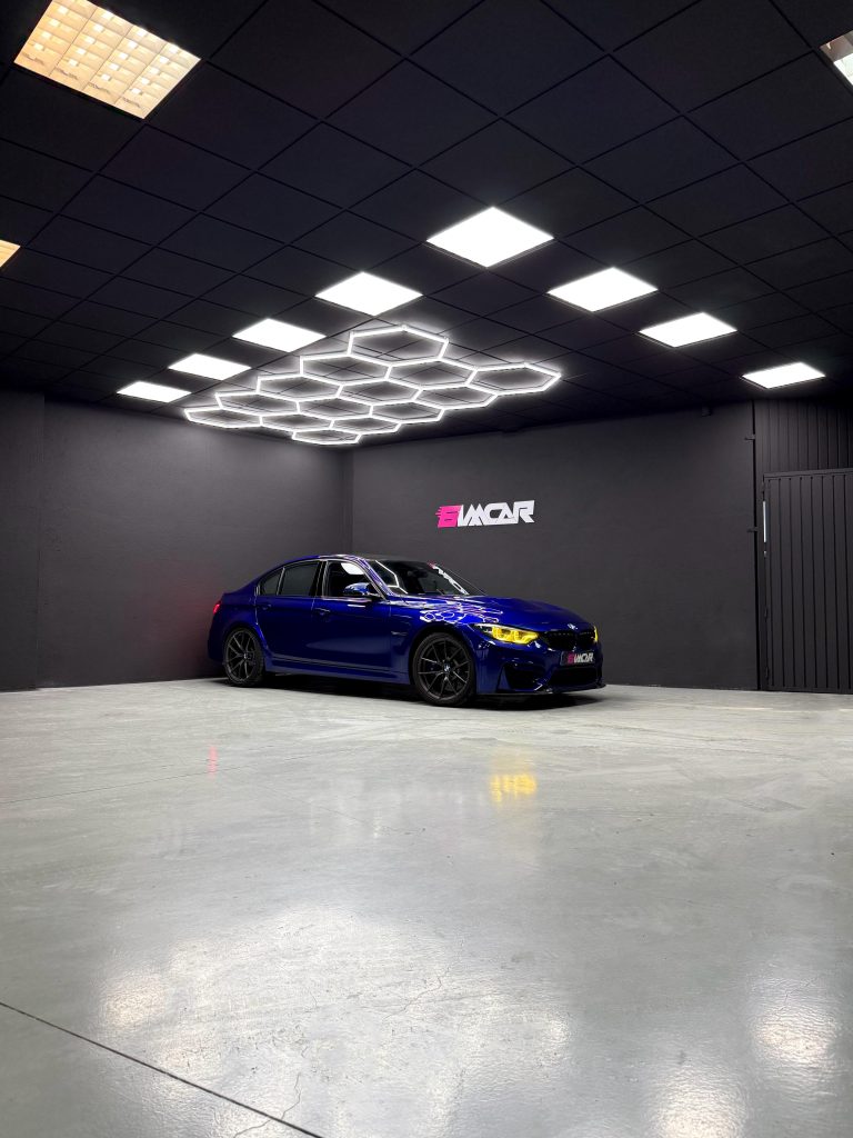 BMW M3 CS