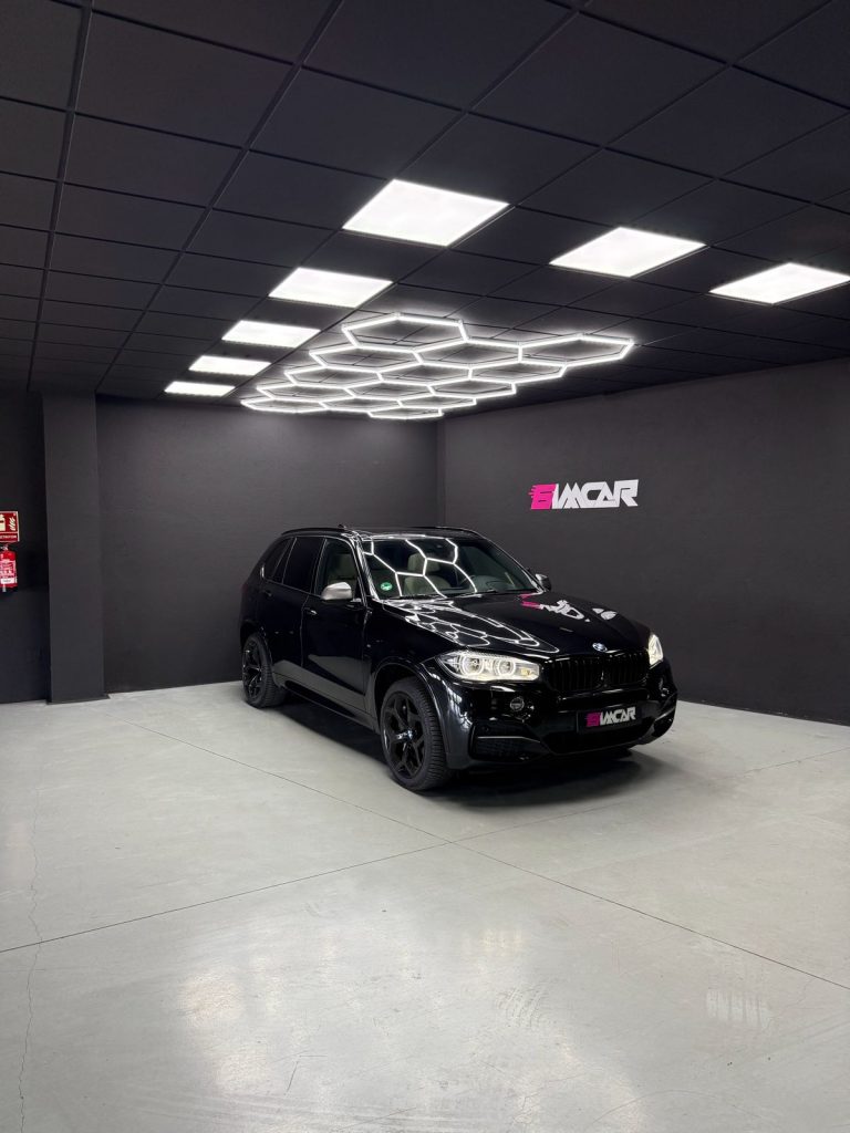 BMW X5 M50d